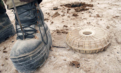 کشف خمپاره متعلق به دوران جنگ در رفسنجان